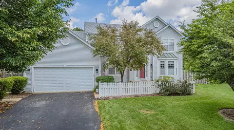 14 Walbridge Ct, Algonquin, IL 60102