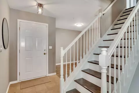 2569 Dickens Ct, Aurora, IL 60503 photo 12