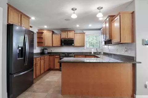 63 Fedor Cir, Bloomington, IL 61705 photo 6