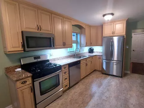 6311 W Devon Ave, Chicago, IL 60646 photo 12