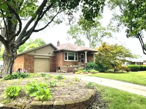 1405 S Anderson St, Urbana, IL 61801