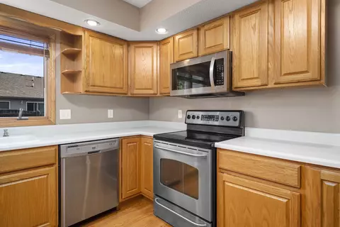 1593 Edgewater Dr, Morris, IL 60450 photo 8