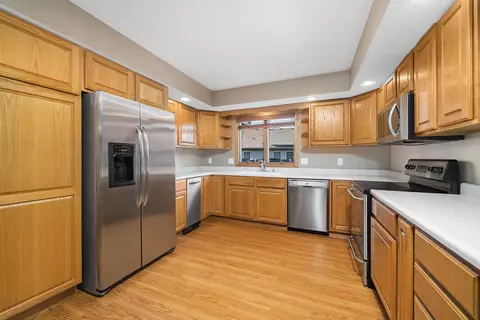 1593 Edgewater Dr, Morris, IL 60450 photo 5