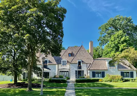 7900 Greenfield St, River Forest, IL 60305