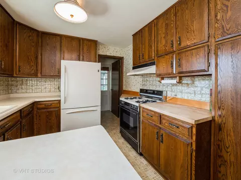 601 S 1st St, West Dundee, IL 60118 photo 12