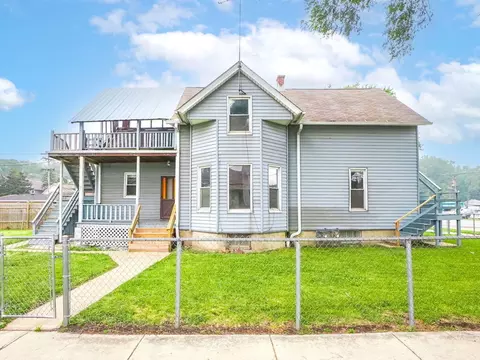 2837 Broadway St, Blue Island, IL 60406