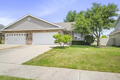 2444 Caton Crest Ct #2444, Crest Hill, IL 60403