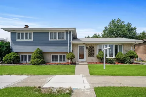 5518 W 54th St, Chicago, IL 60638