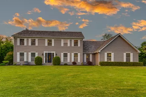318 Brampton Ln, Lake Forest, IL 60045