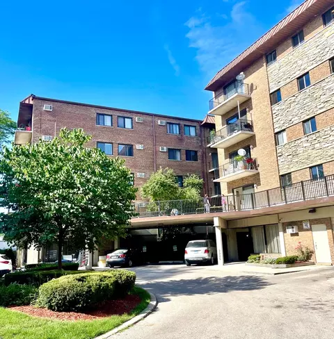2333 N Neva Ave #212, Chicago, IL 60707