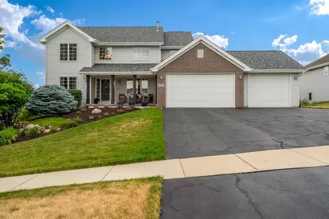 11719 Tar Heel Trl, Rockton, IL 61072