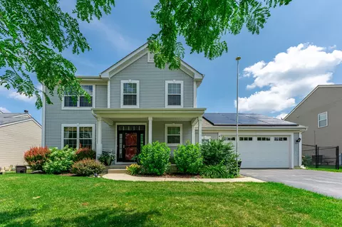 414 Riverbend Dr, Genoa, IL 60135