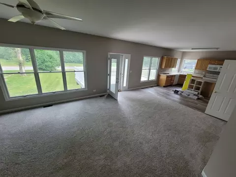 1124 Fox River Dr, Algonquin, IL 60102 photo 11