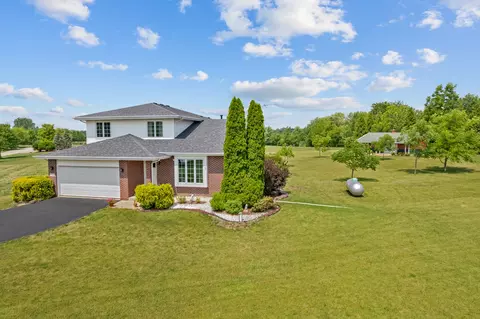8024 W Yorkshire Ln, Monee, IL 60449