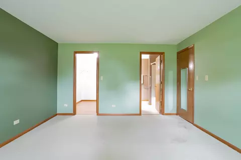 Undisclosed, Plainfield, IL 60544 photo 10