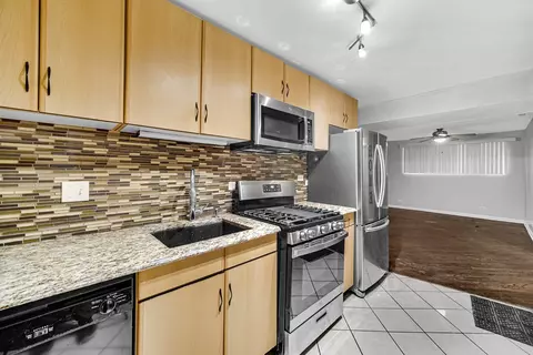 1301 E 71st Pl #G, Chicago, IL 60619 photo 7