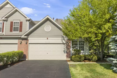 3215 Cool Springs Ct, Naperville, IL 60564