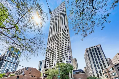 1030 N State St #47H, Chicago, IL 60610