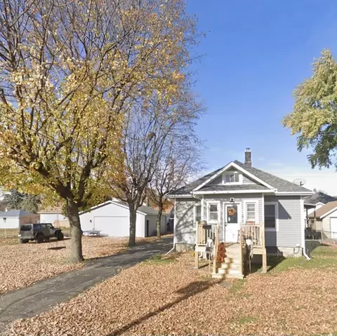 702 Illinois St, Marseilles, IL 61341