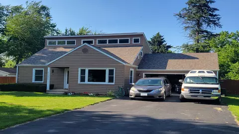 28 W406 Townline Rd, Warrenville, IL 60555