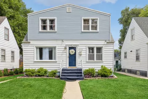 3922 W 85th Pl, Chicago, IL 60652