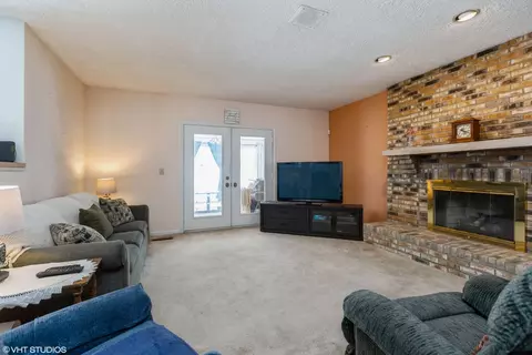 3990 Executive Dr, Marengo, IL 60152 photo 7
