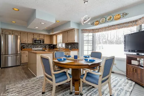 3990 Executive Dr, Marengo, IL 60152 photo 5