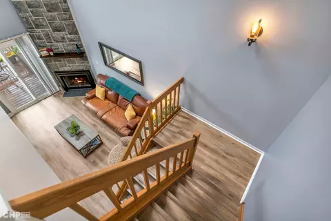 8308 Highpoint Cir #E, Darien, IL 60561 photo 5