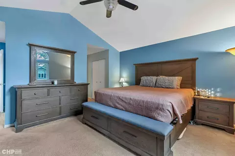 8308 Highpoint Cir #E, Darien, IL 60561 photo 12