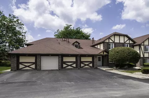 15710 Orlan Brook Dr #158, Orland Park, IL 60462
