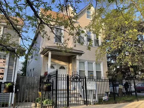 2125 N Stave St, Chicago, IL 60647