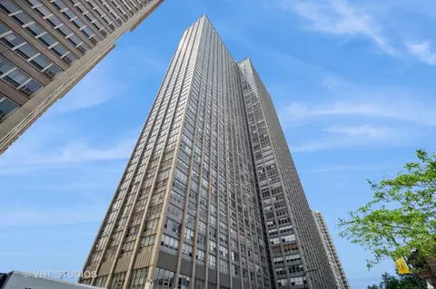 655 W Irving Park Rd #5513, Chicago, IL 60613
