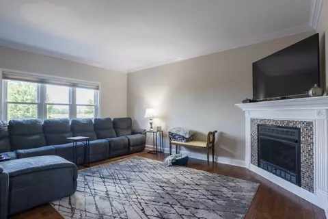 940 Legacy Rdg, Algonquin, IL 60102 photo 8