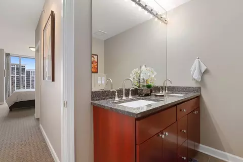 100 E 14th St #1302, Chicago, IL 60605 photo 20