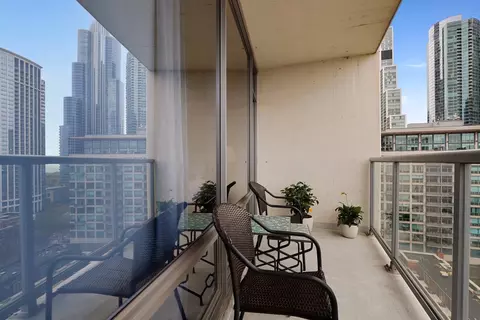 100 E 14th St #1302, Chicago, IL 60605 photo 23