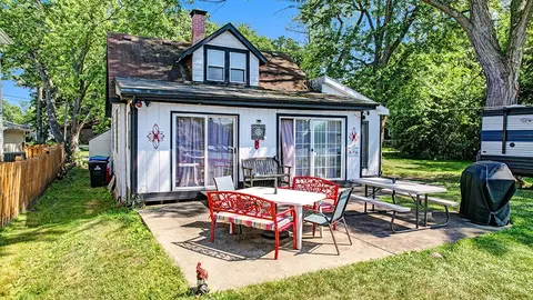 3201 River Park Dr, Johnsburg, IL 60051 photo 3