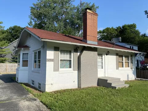 38918 N Sheridan Rd, Beach Park, IL 60099