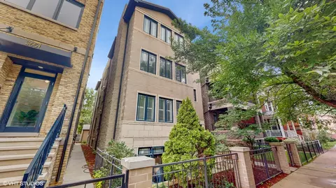 3647 N Damen Ave #2, Chicago, IL 60618