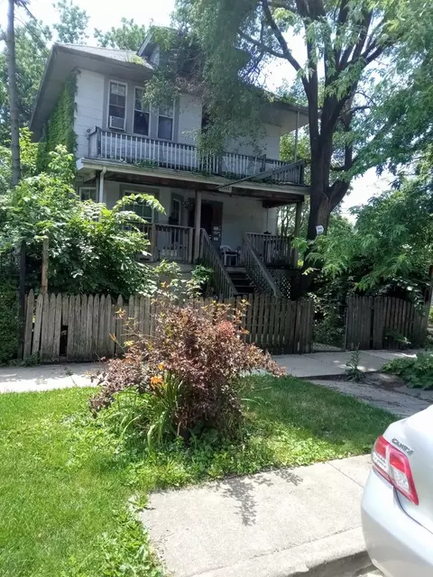 5347 W Race Ave, Chicago, IL 60644