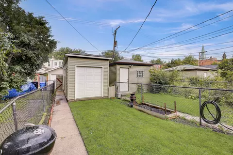 11248 S Champlain Ave, Chicago, IL 60628 photo 19