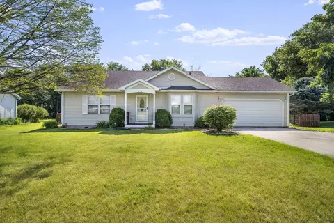 3778 E 2708th Rd, Sheridan, IL 60551