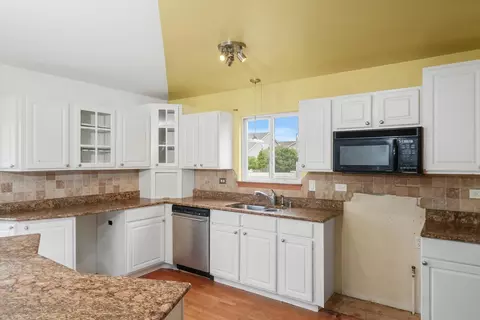 2209 Timber Trl, Plainfield, IL 60586 photo 18