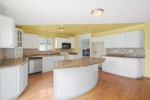 2209 Timber Trl, Plainfield, IL 60586 photo 12