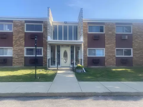 1313 Rebecca Rd #112, Lombard, IL 60148