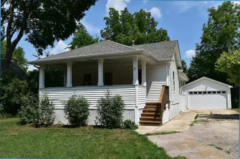 1103 Walnut St, Batavia, IL 60510