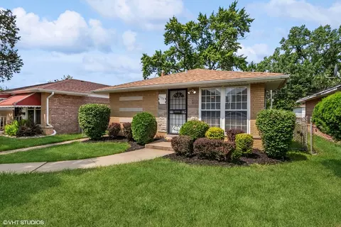 9404 S Peoria St, Chicago, IL 60620