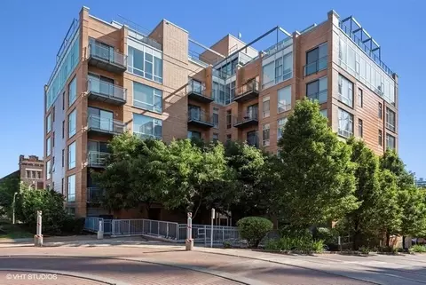 1740 Oak Ave #205A, Evanston, IL 60201