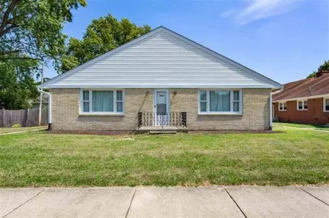 1819 Logan St, Rockford, IL 61103