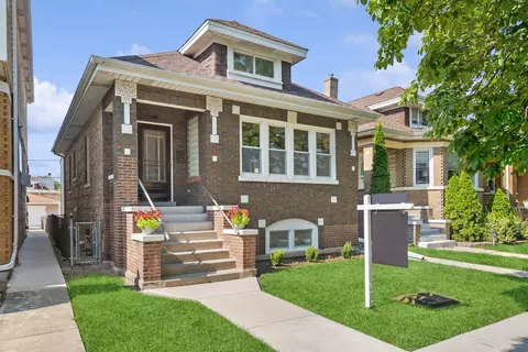7861 W Cressett Dr, Elmwood Park, IL 60707