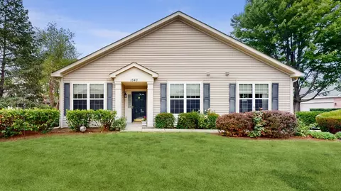 1540 W Cadillac Cir, Romeoville, IL 60446